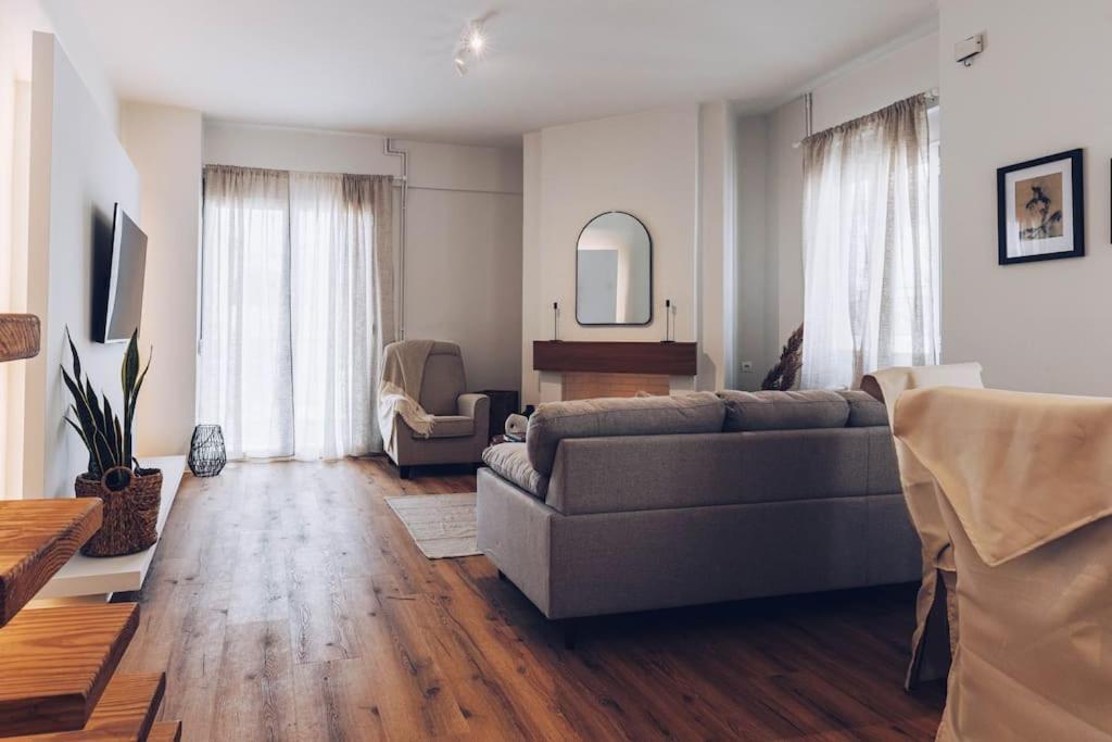 The Repose Aesthetic Apt. R2 Apartment Heraklion  ภายนอก รูปภาพ