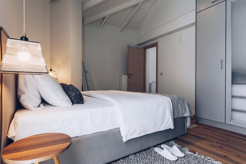 The Repose Aesthetic Apt. R2 Apartment Heraklion  ภายนอก รูปภาพ